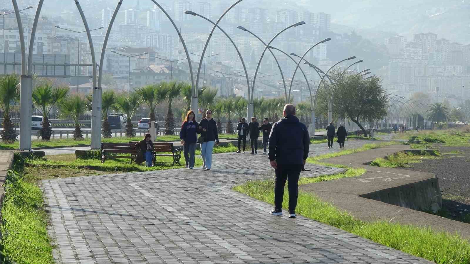 mevsim gecislerinde solunum yolu enfeksiyonlarina karsi uzmanlar uyariyor