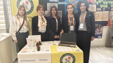 mollabey ilk ortaokulundan etwinningde buyuk basari FV18nUib