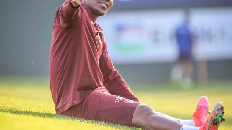 nwakaeme donus icin gun sayiyor Ie6Bzp22