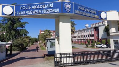 polis okulunda aci olay 20 yasindaki ogrenci 5 kattan atladi ew8MCzhy