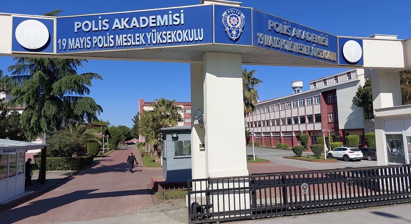 polis okulunda aci olay 20 yasindaki ogrenci 5 kattan atladi ew8MCzhy