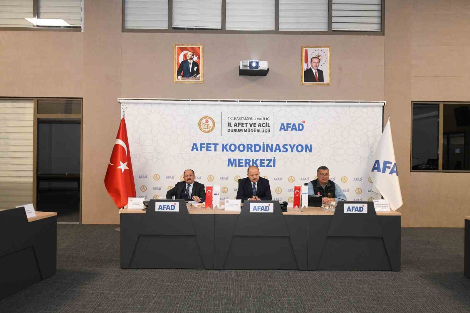 prof dr tatar irap toplantilariyla amacimiz risk azaltmadaki bilinci gelistirmeyi onceliyoruz zB8BvTg2