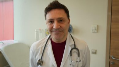 profesor cocuk suclarindaki artisa dikkat cekti 13 yas alti cocuklarin akilli telefonlara erisimi kisitlanmali MtkAt3i3