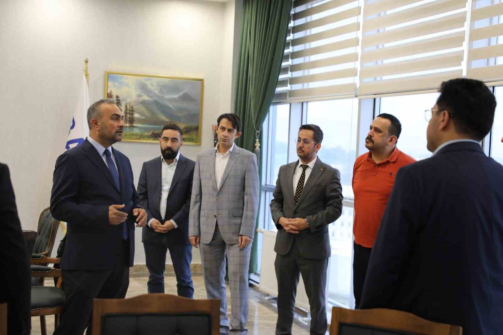 rektor akkaya barulu dunyanin en etkili bilim insanlari ile bir araya geldi