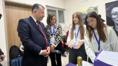 rektor kirisik baru 8 uluslararasi ar ge proje pazari etkinligine katildi qGWWR8tX