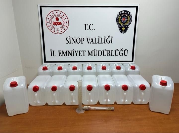 sinopta 2025 yilinda 2 bin 400 litre sahte alkol ele gecirildi L4ZS2tbS
