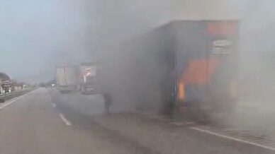 tokatta tir surucusunun hizli mudahalesi muhtemel faciayi onledi ZciwfFJ3