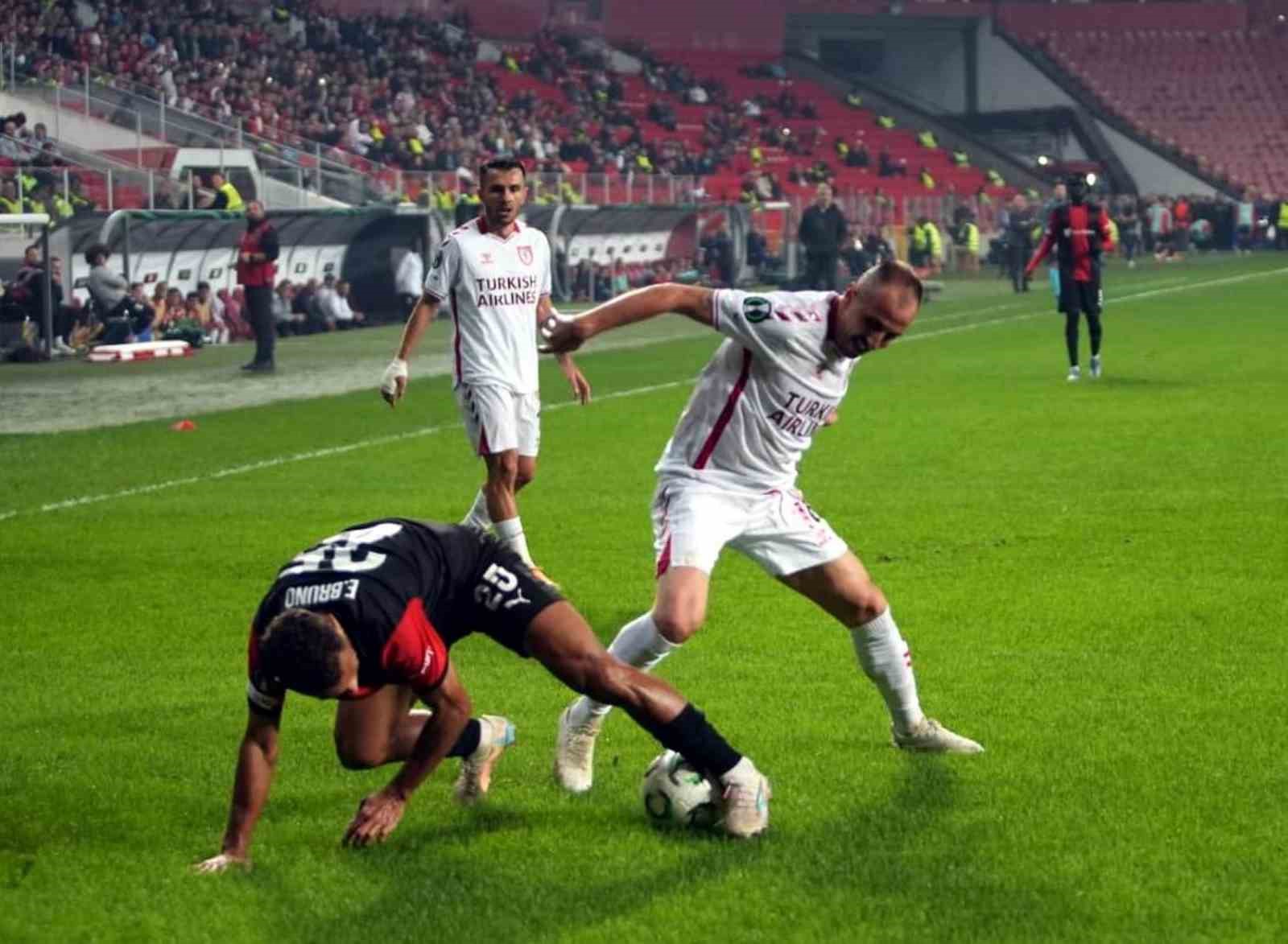 uefa konferans ligi samsunspor 3 hamrun 0 mac sonucu RtsqwhEL