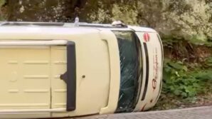 yedigoller milli parkinda minibus devrildi LbFtL3qV