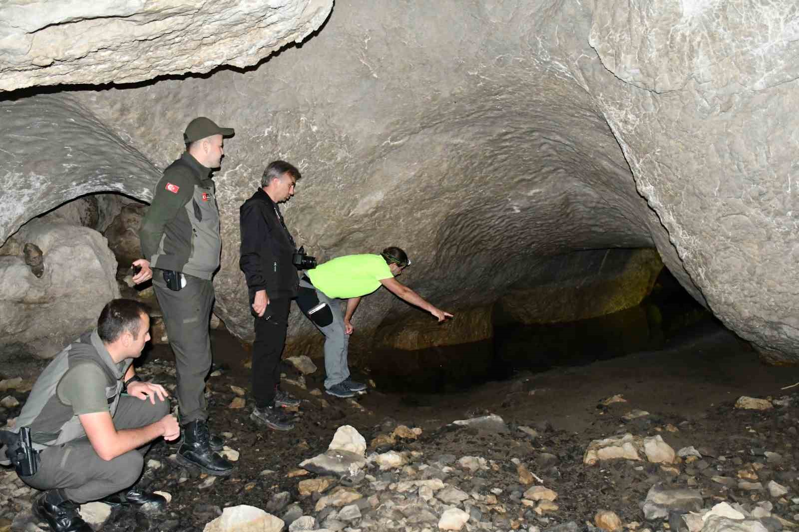 5 girisi bulunan magara turizme kazandirilmak bekliyor kn7XFsw5