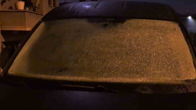 bartinda sicaklik 4 dereceye kadar dustu arac camlari buz tuttu E3rA6Nwp