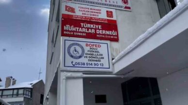 boluda hirsizlar engelliler derneginin masa ve sandalyesini caldi 3nZYCFfQ