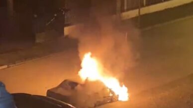 boluda tofas otomobil alev alev yandi v2GwzZDC