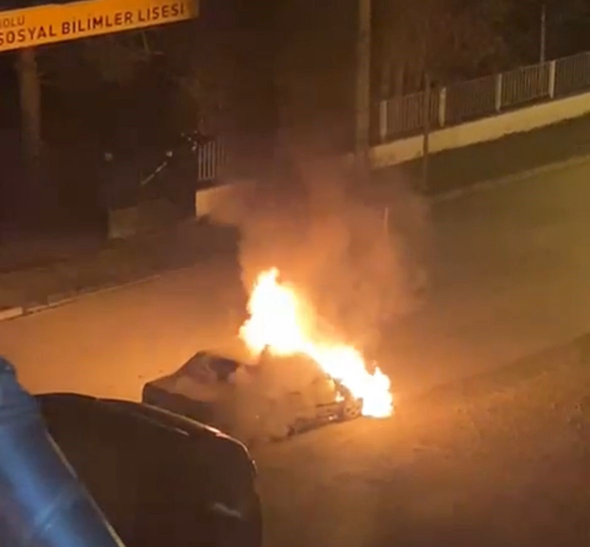boluda tofas otomobil alev alev yandi v2GwzZDC