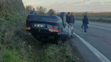 caycumada otomobil takla atarak durabildi 1 yarali hsbESqPZ