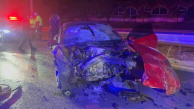 corumda otomobil tira carpti 1 olu V11sjfTG