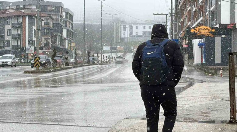 duzcede okullar 1 gun sureyle tatil edildi d2S5yXOh