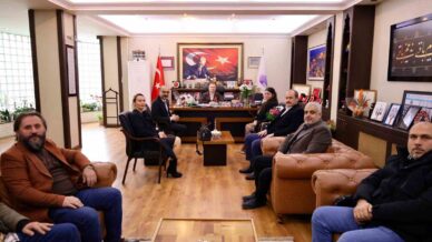 emlak danismanlari birligi baskani tuncozgur ve uyeleri kose ile gorustu JAeZf7dy