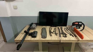 evde bulduklari her seyi caldilar 2 tutuklama 1Atm9L6j