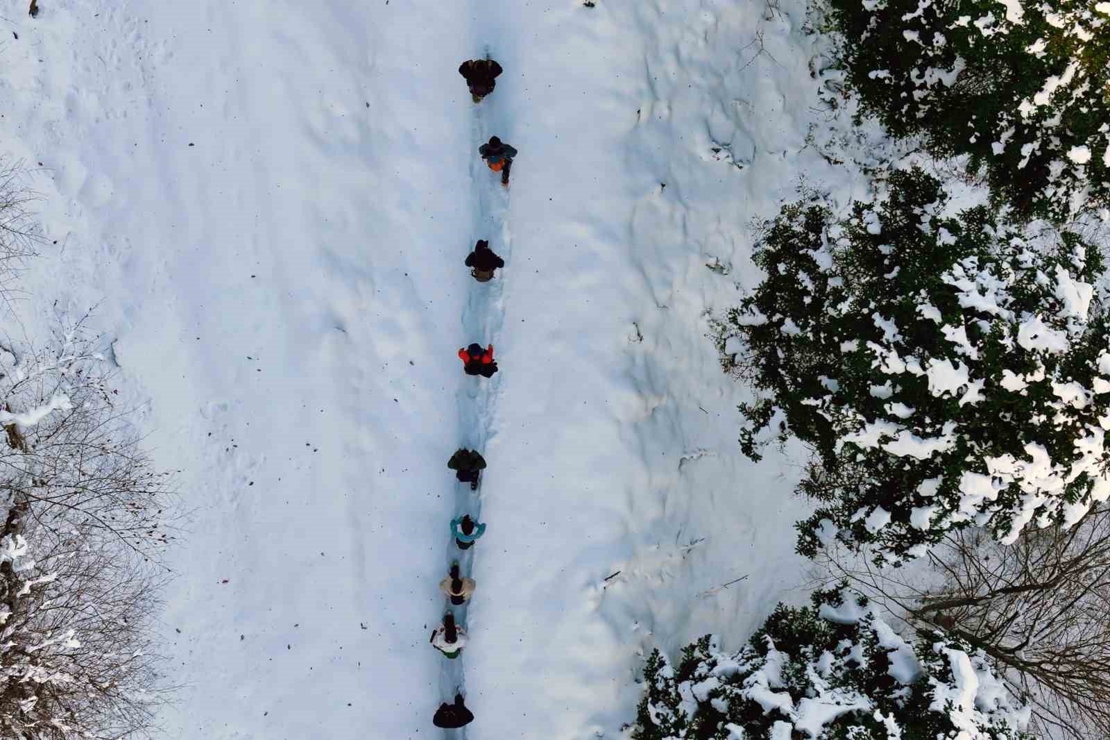 gumushanede sehrin gurultusunden kacanlar torulun zirvelerinde bulustu gMnMEnaZ