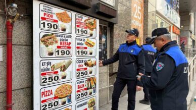 karabuk belediyesi kamusal alanlarda duzenleme calismalarini surduruyor vFzfIwQ6