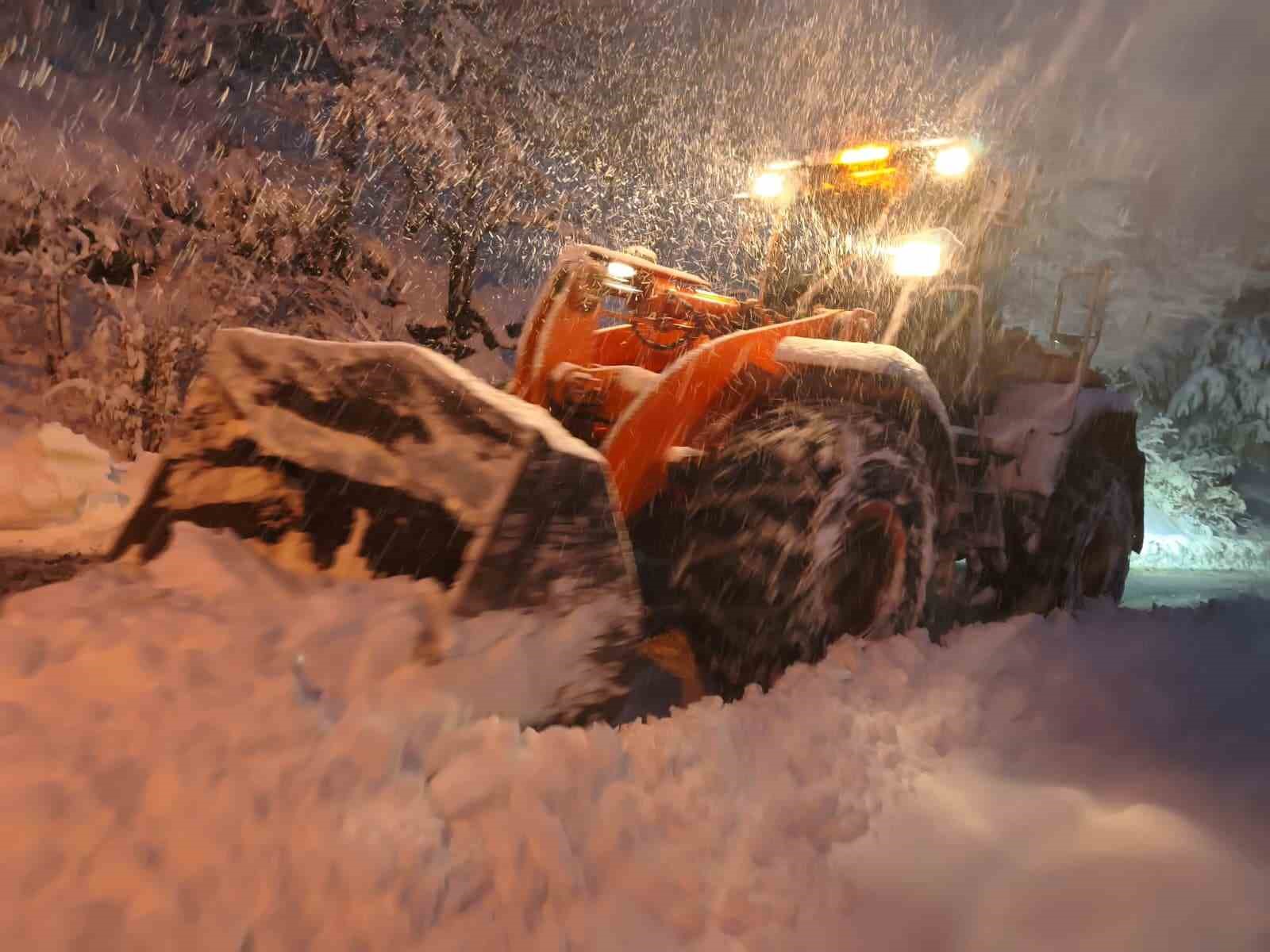 kastamonuda 274 koy yolu kar nedeniyle ulasima kapandi 6H7eT9GB