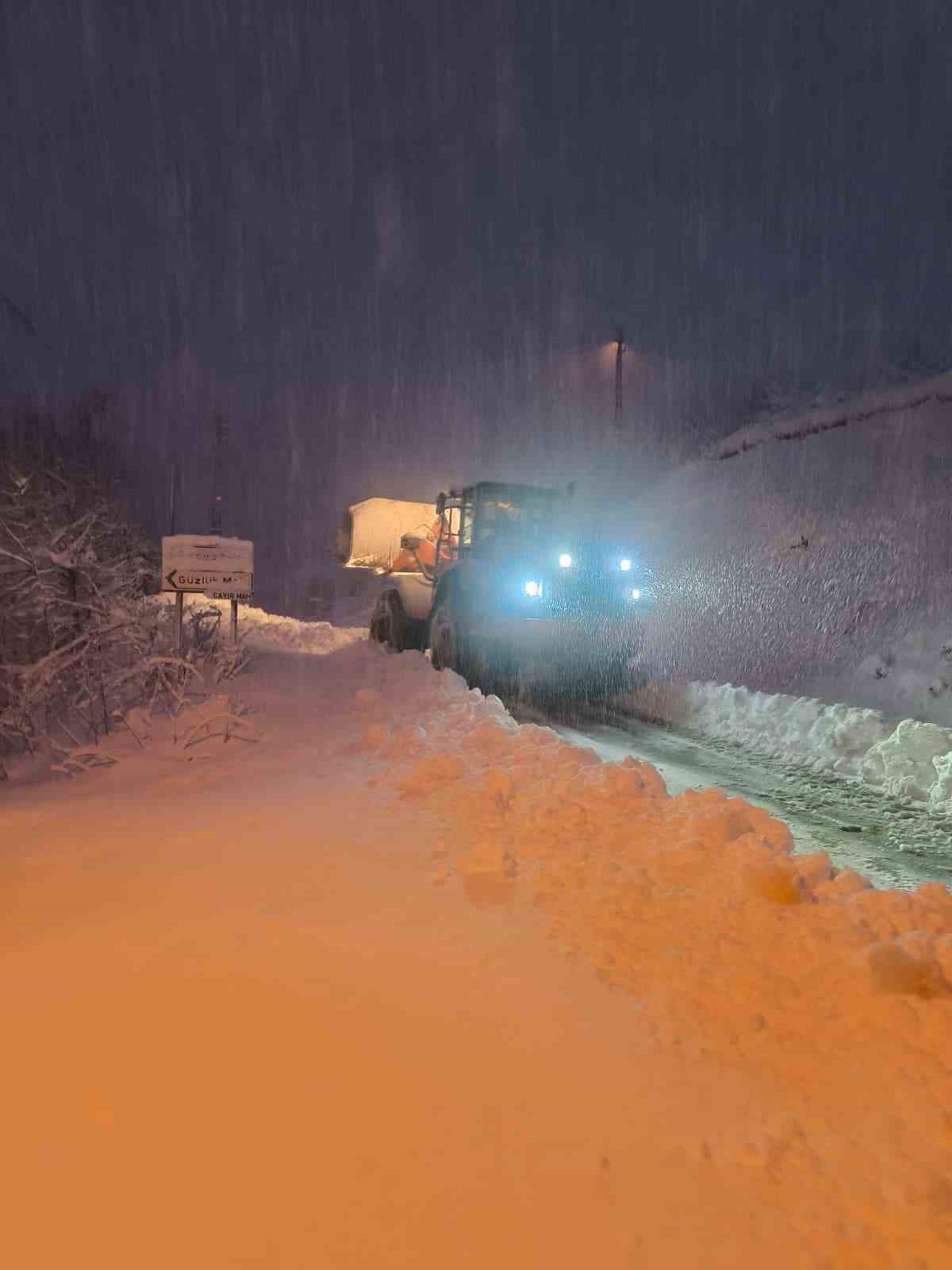 kastamonuda kapali koy yolu sayisi 616ya dustu SjD1TFGK