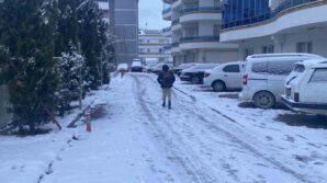 kastamonuda kar yagisi etkili oldu id3MfWkS