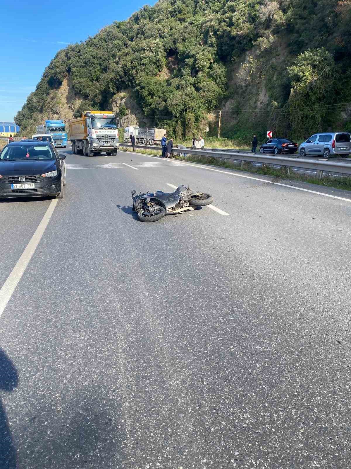 motosiklet kazasinda 16 yasindaki genc agir yaralandi