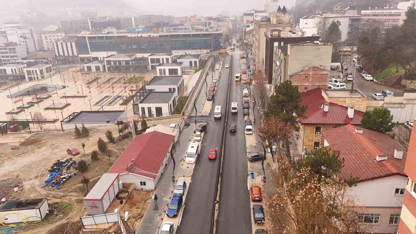 omer lutfu ozaytac caddesi yeniden trafige acildi ftNJOZPZ