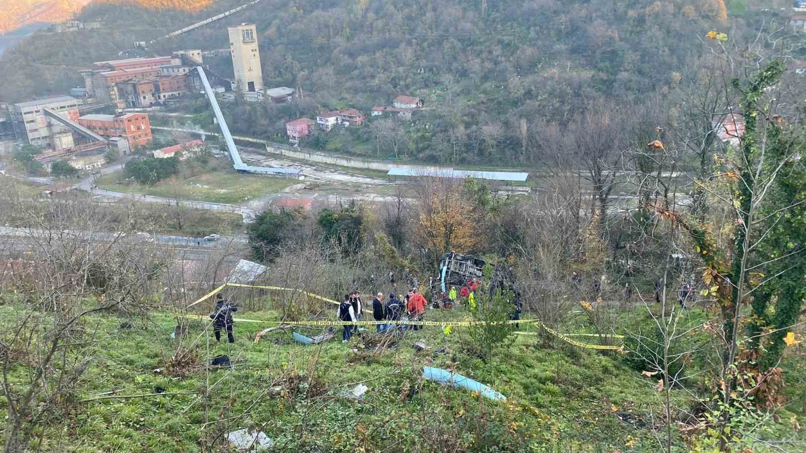 ortaokul ogrencisinin oldugu servis kazasinda 6 kamu gorevlisine hapis talebi 9OzBTL3y