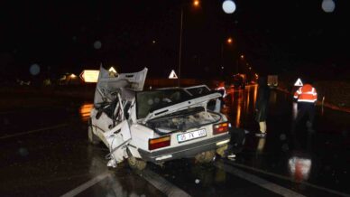 otomobil tira carpti 4 yarali HydlcCMh