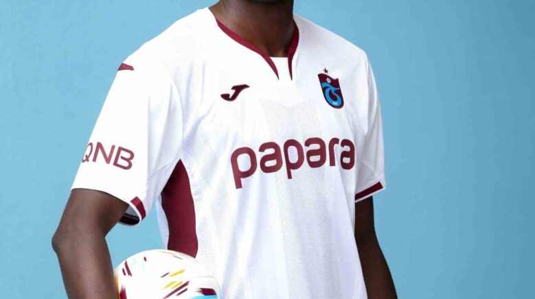 paul onuachu bir futbolcunun yasayabilecegi en guzel sey kupa kazanmak GsAfBl3r