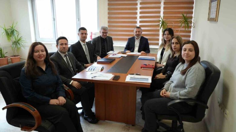 rektor kirisik uluslararasi iliskiler koordinatorlugu ekibiyle bir araya geldi KI2Lquy4