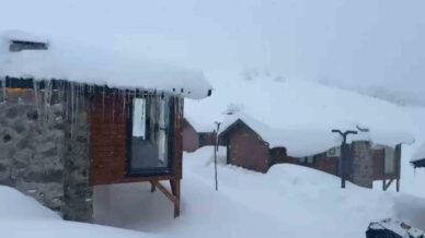 rizede yuksek tepeler beyaza burundu 5NKNaOEx