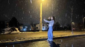 safranbolunun yuksek kesimlerinde kar yagisi etkili olmaya basladi fA3ZJLUV