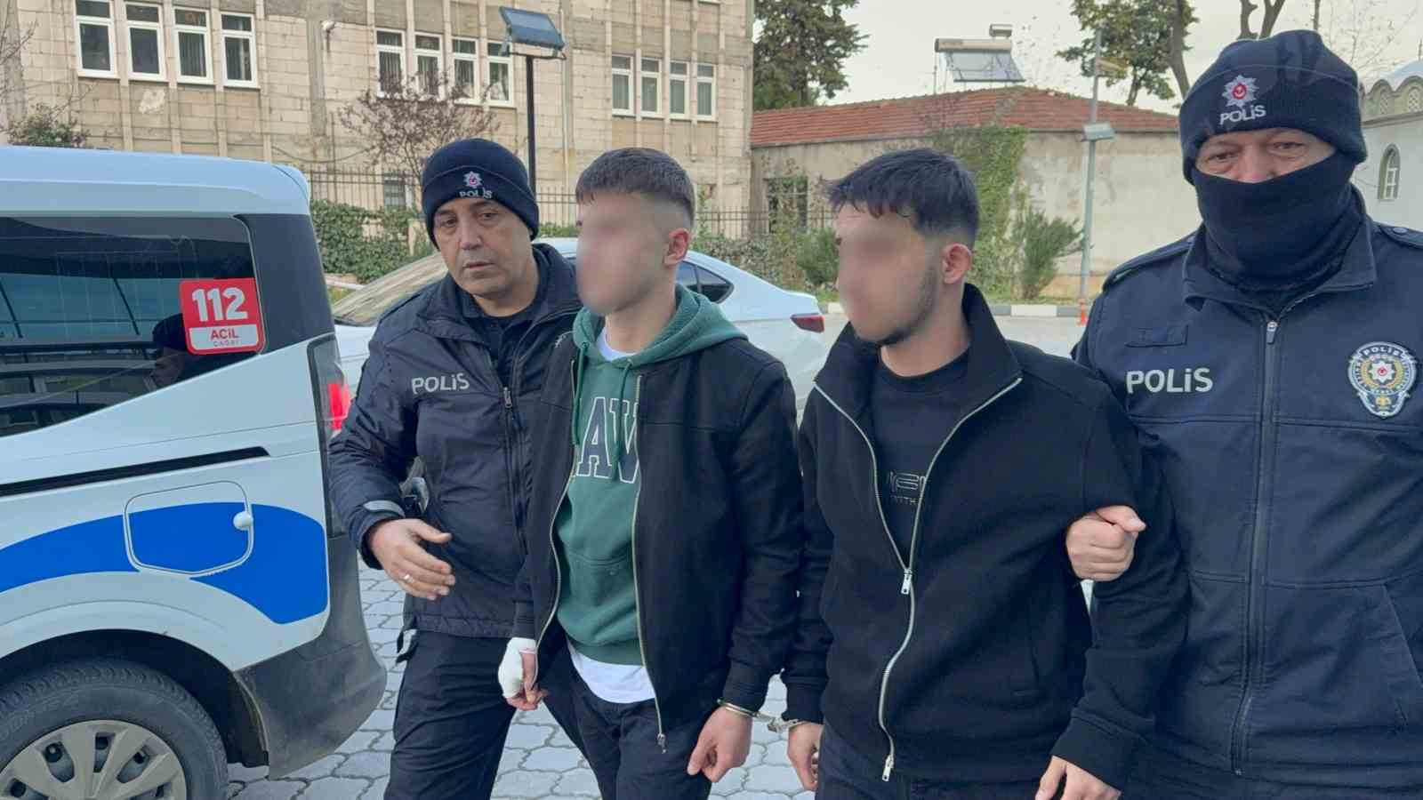 samsunda kavgada 3 kisi yaralandi 2 kisi tutuklandi 1VzXXJh5
