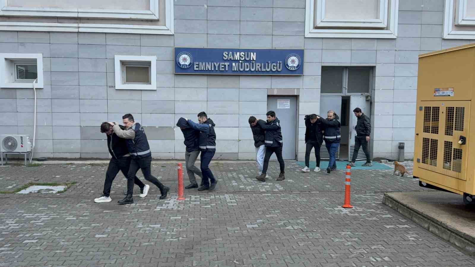 samsunda tutun kacakciligi operasyonunda 4 kisi adliyeye sevk edildi 1uz4VZ46