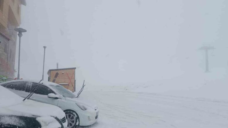 samsunun zirveleri beyaza burundu nJsYNmV3