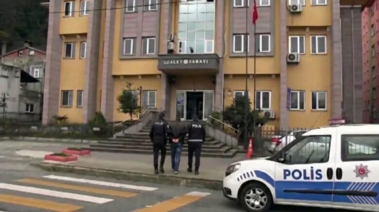 sarp sinir kapisinda 193 yil hapis cezasi bulunan sahis yakalandi 32H96rV1