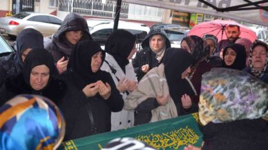 sivasta gocuk altinda can veren santiye muduru bafrada defnedildi S9nQEXPl