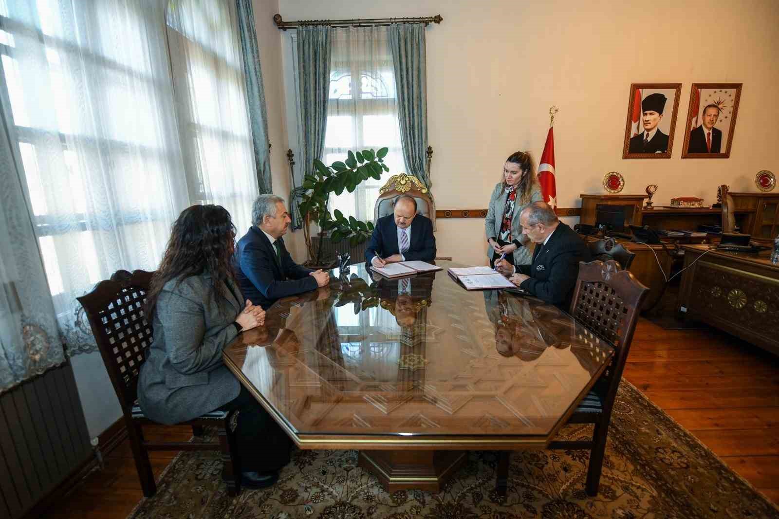 taskopru belediyesi 2 milyon liralik hibe destegiyle yaslilara evde bakim destegi saglayacak 8maCO2XV