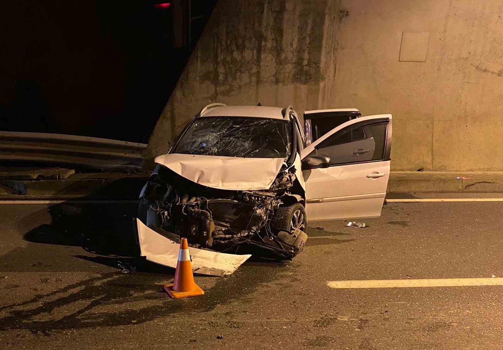 tunelde meydana gelen kazada 4 kisi yaralandi