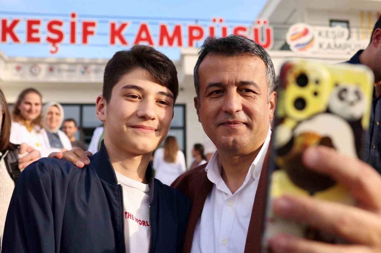 turkiyede ilk ucan sinema ile ayaklar yerden kesilmeden samsun gezilecek BPUVUCku