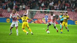 uefa konferans ligi samsunspor 1 aek atina 0 mac devam ediyor GuJYOlBS