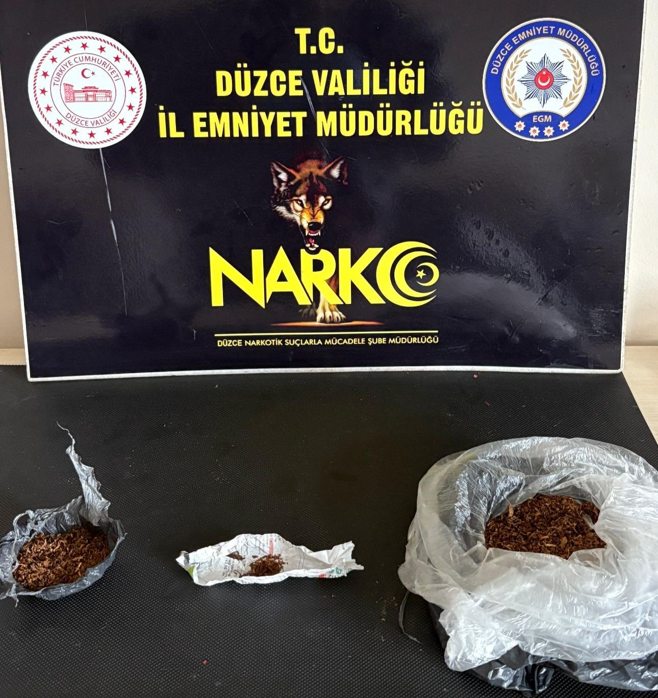 uyusturucu sattigini kabul eden genc tutuklandi 1EO3cmjE