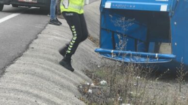 zonguldakta patpat ile ticari arac carpisti 8CbqVAeg