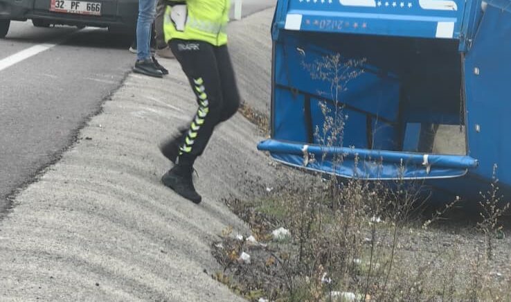 zonguldakta patpat ile ticari arac carpisti 8CbqVAeg