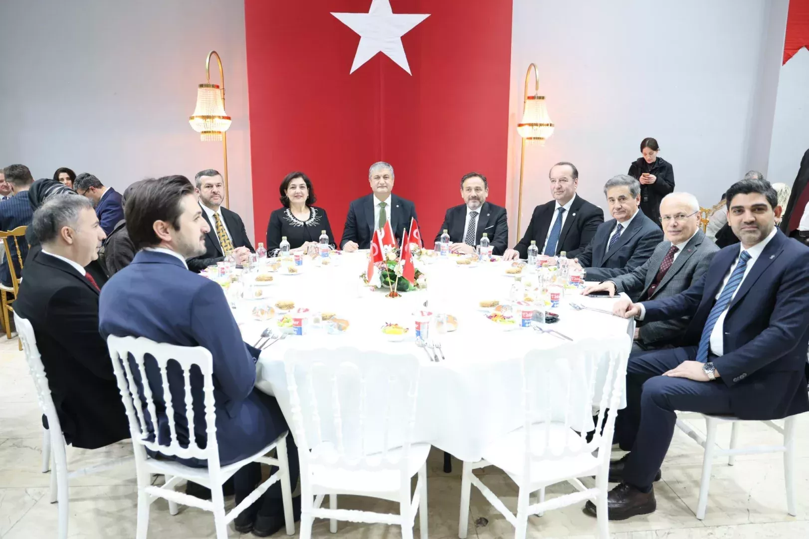 Vali Mustafa Yavuz ve Eşi Süreyya Yavuz Onuruna Veda Programı Düzenlendi 1 616017755 1315732793924377 3086469790793956615 n