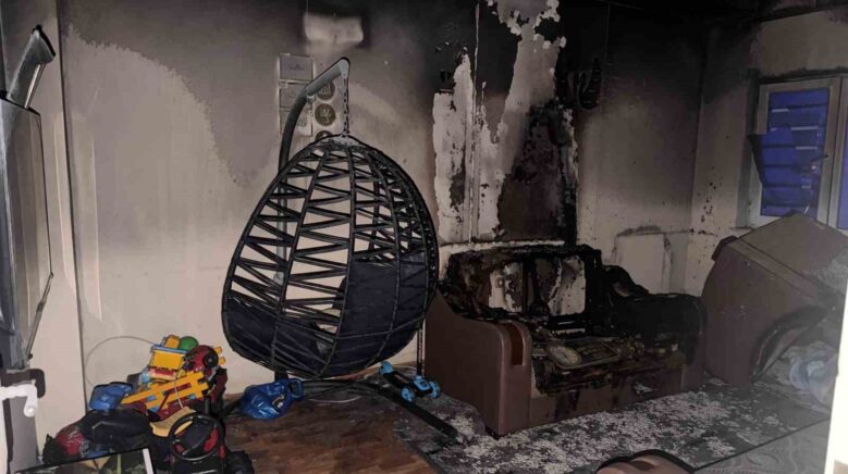 alaplida bir evde cikan yanginda oda zarar gordu hUCVGy95